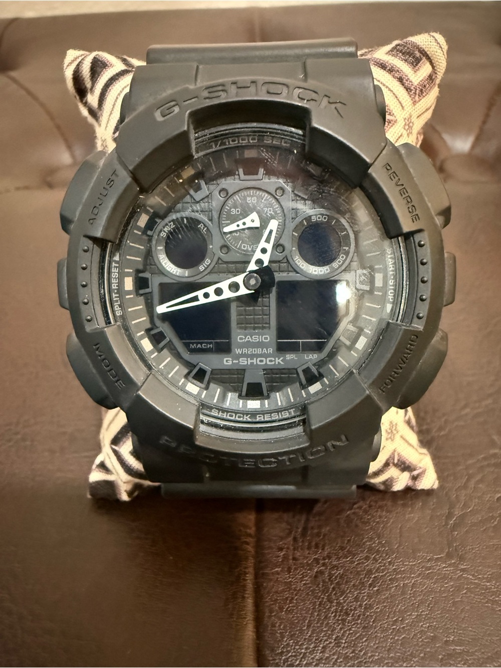 CASIO G-SHOCK (GA100) ANALOG/DIGITAL WATCH (Read details before purchase)